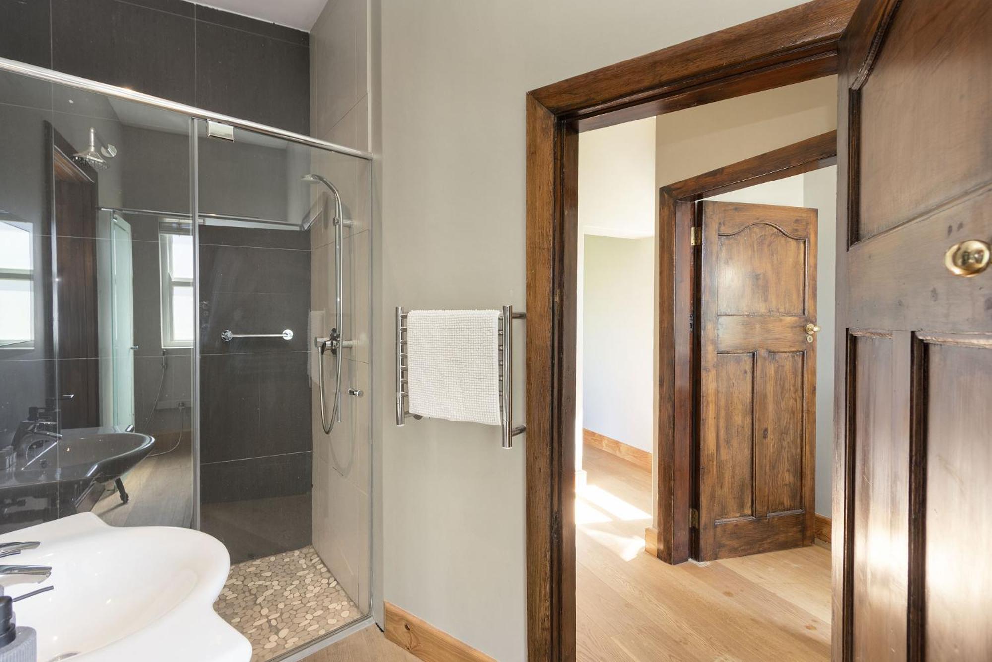 Vineyard Manor At 13 Vines By Hostagents Villa Somerset West Luaran gambar