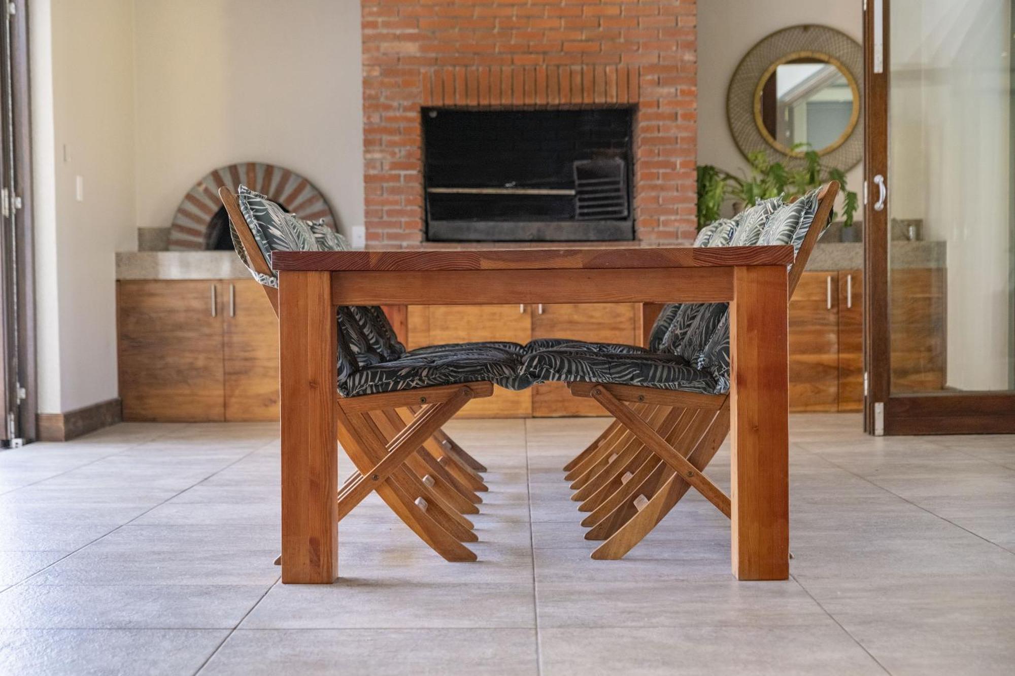 Vineyard Manor At 13 Vines By Hostagents Villa Somerset West Luaran gambar